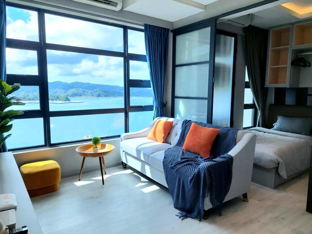 J'Stay Seaview Suite Jesselton Quay Kota Kinabalu Exterior foto