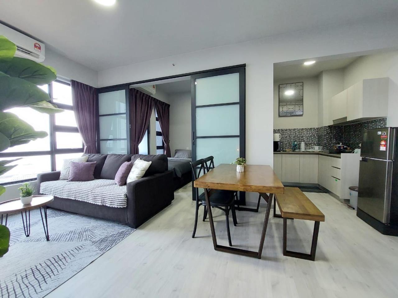 J'Stay Seaview Suite Jesselton Quay Kota Kinabalu Exterior foto