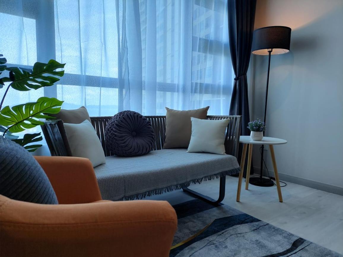 J'Stay Seaview Suite Jesselton Quay Kota Kinabalu Exterior foto